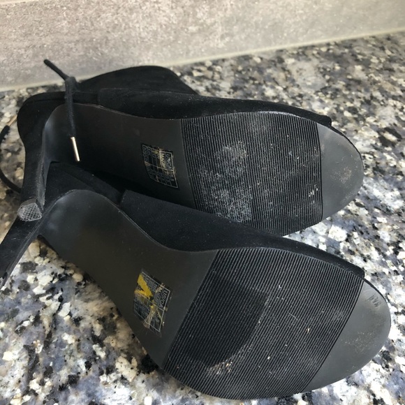 Open toe lace up back black faux suede heels - Picture 7 of 7